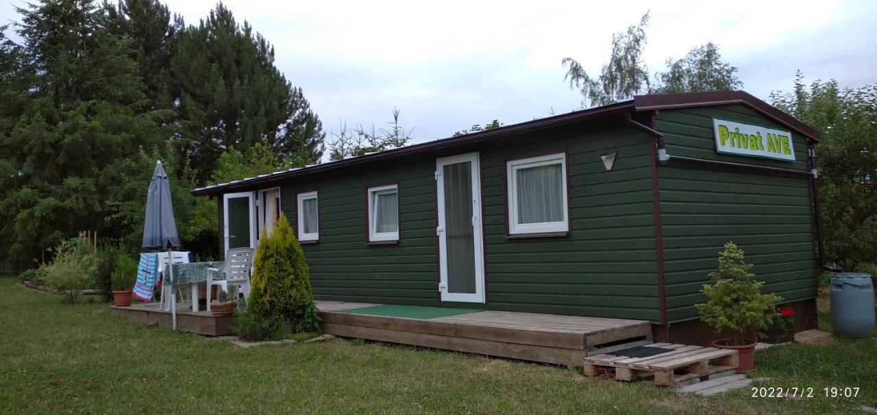 Privat Ave-Mobilhaus Villa Lipótszentmiklós Kültér fotó